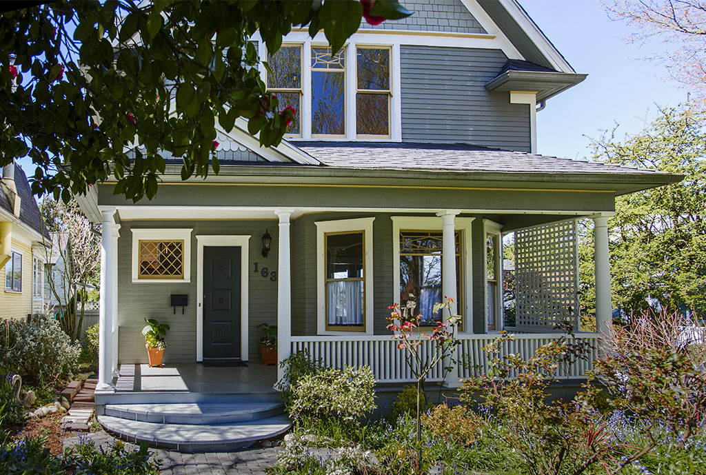 A Transitional Design For This Queen Anne Craftsman House Seattle