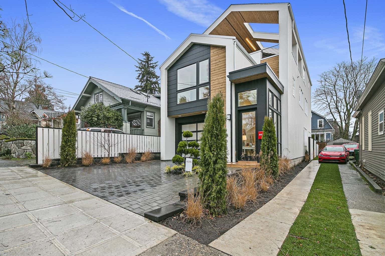 Stunning Updated Ballard Craftsman Seattle Staged to Sell Real